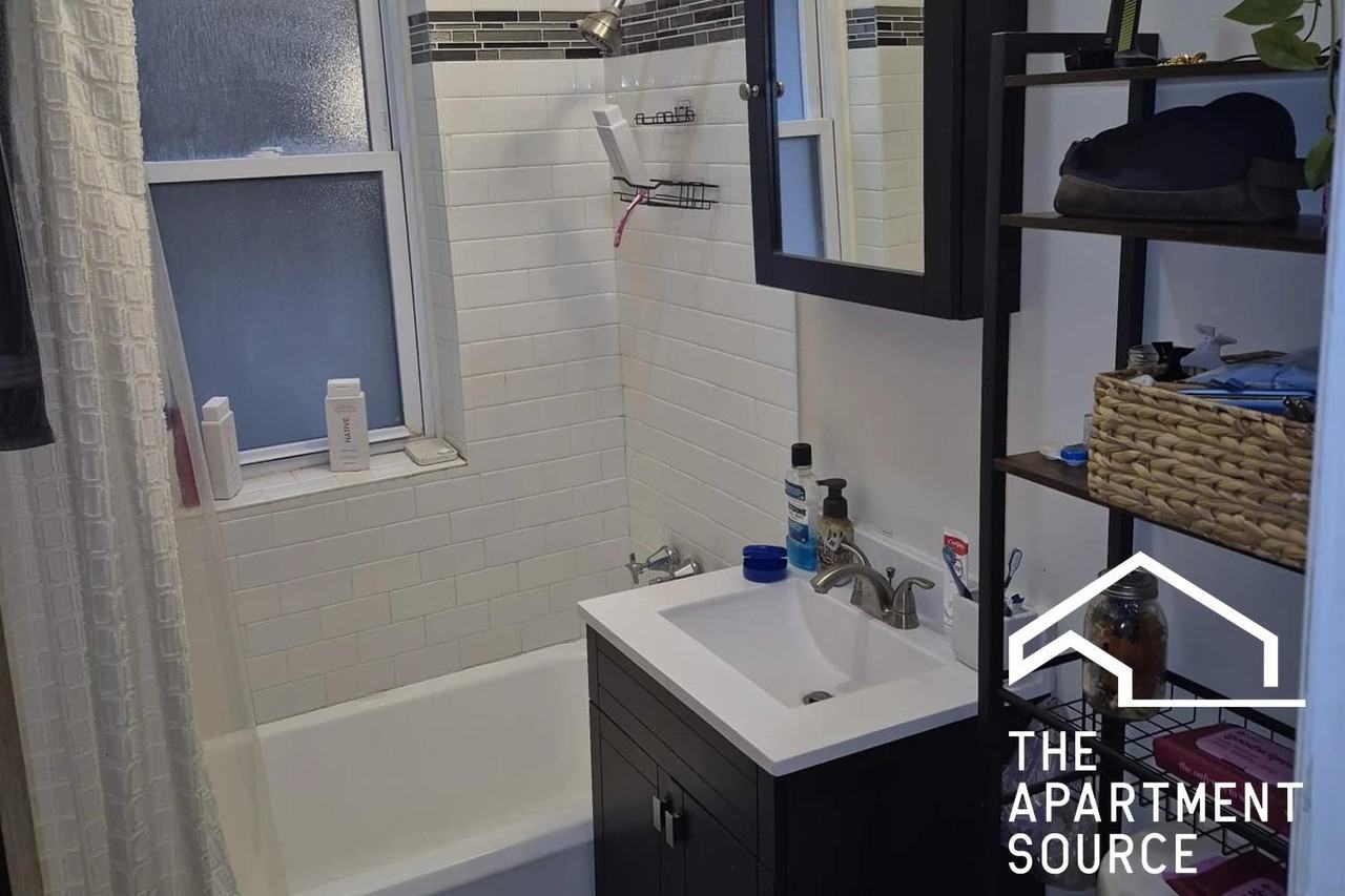 945 Judson Ave #1 - Photo 7 of 9