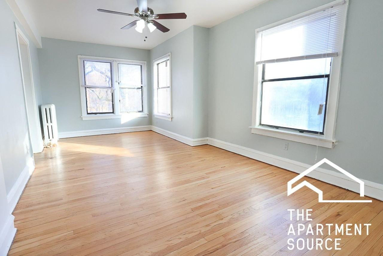 4604 N Beacon St #2D - Photo 3 of 8