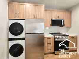 featured image of 2241 N Bissell St #3E
