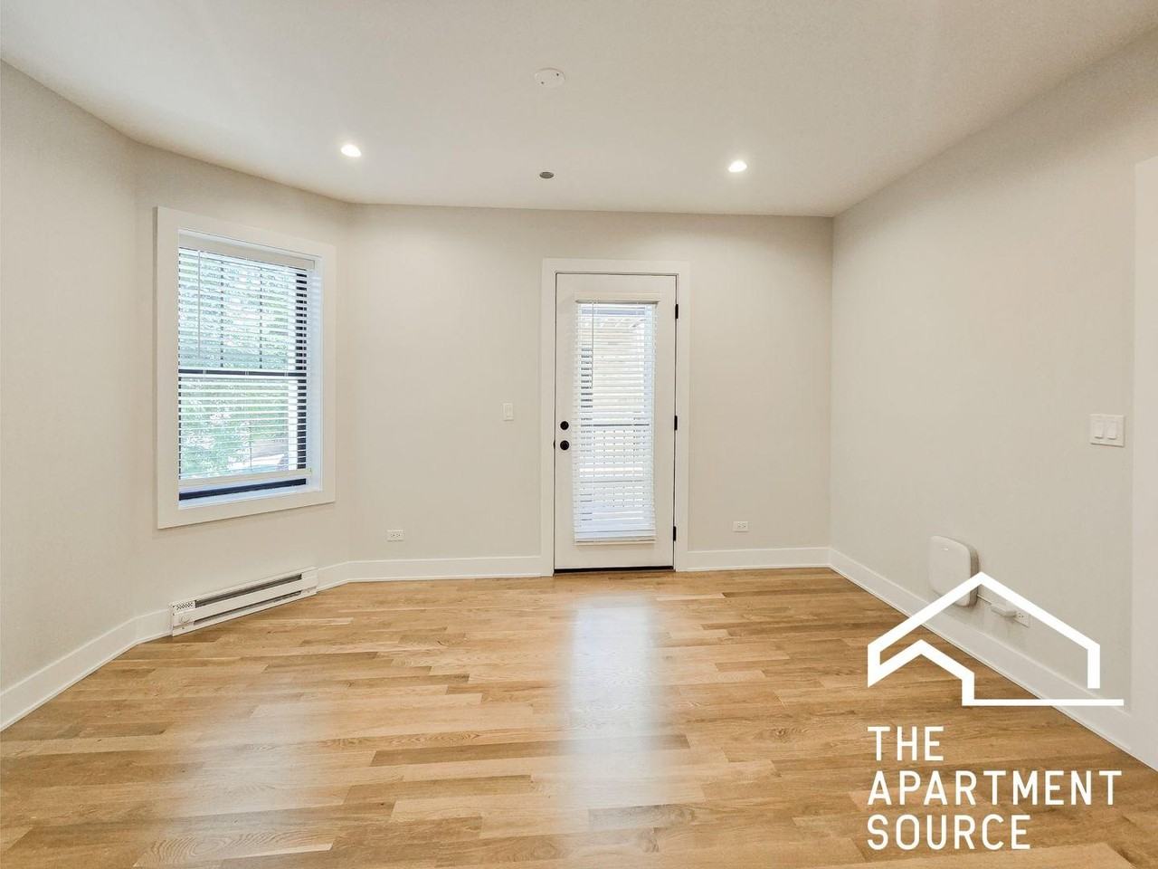 2241 N Bissell St #3E - Photo 2 of 9