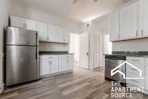 featured image of 1001 N Richmond St #3S