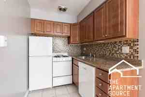featured image of 5820 N Sheridan Rd #305