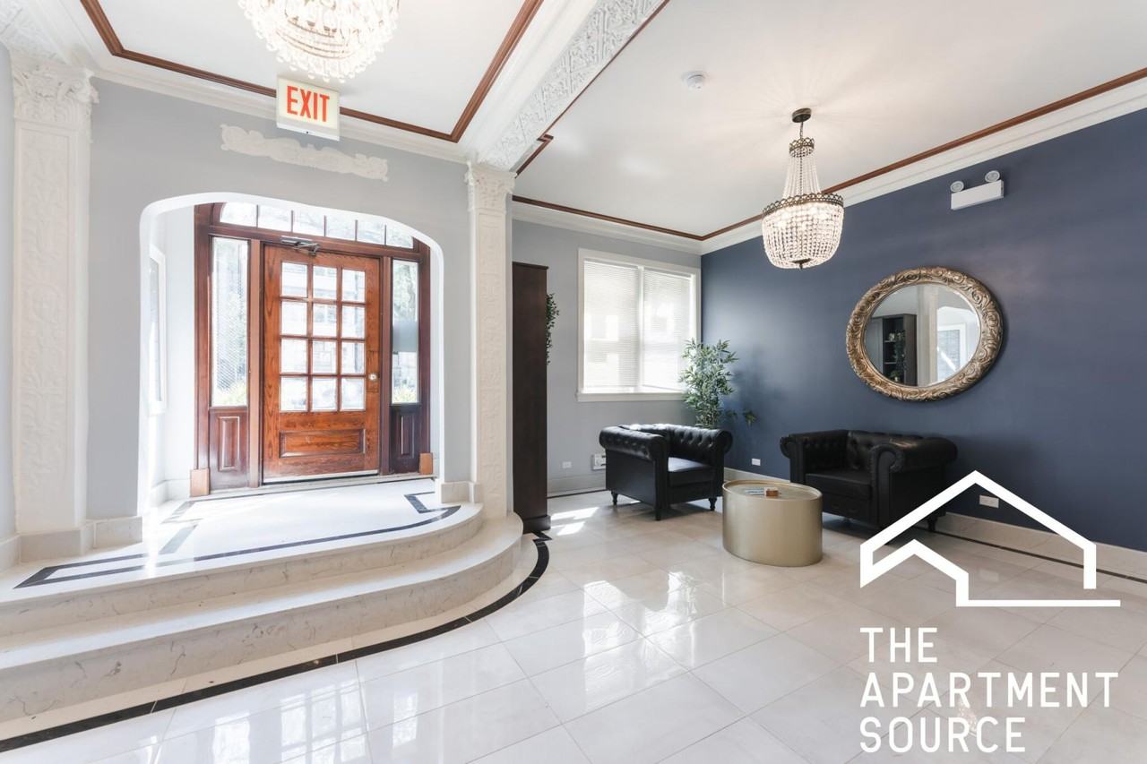 640 W Wrightwood Ave #205 - Photo 6 of 11