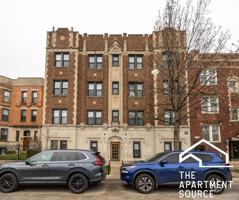 featured image of 948 W Cuyler Ave #4
