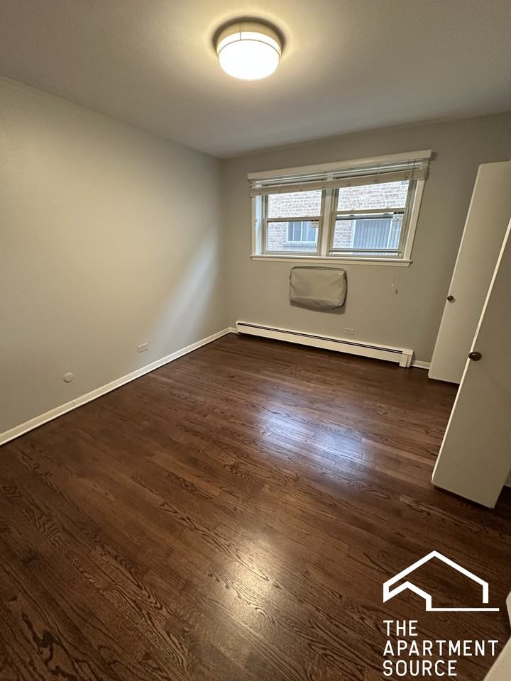 8644 Skokie Blvd #201 - Photo 6 of 25