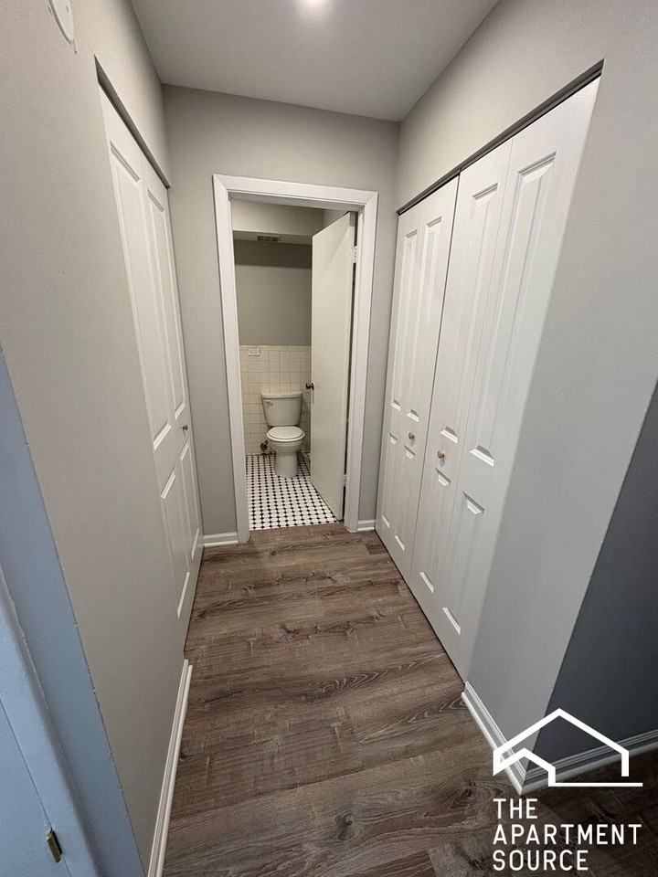 1128 Des Plaines Ave #304 - Photo 7 of 12