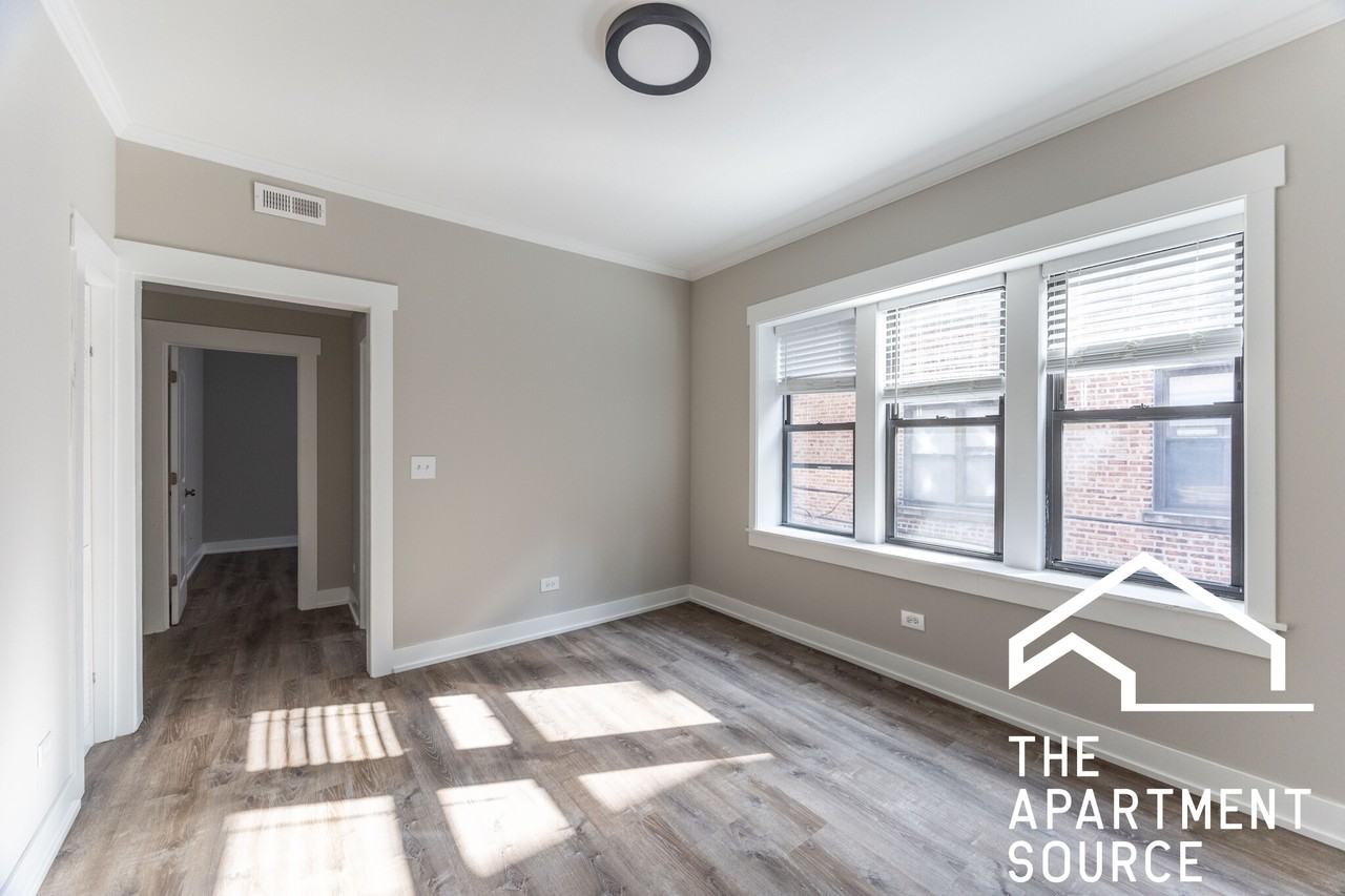 6519 N Newgard Ave #3D - Photo 4 of 15