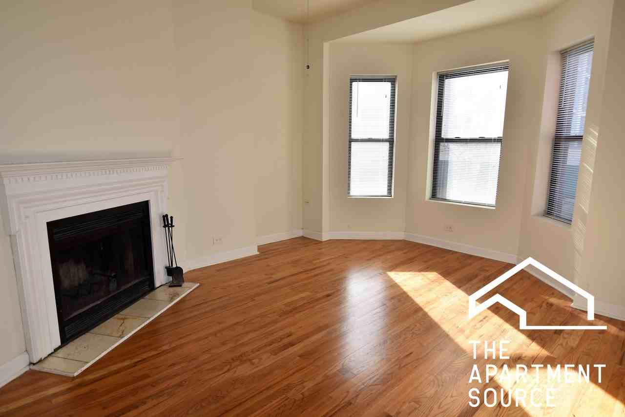3807 N Broadway St #2 - Photo 3 of 12