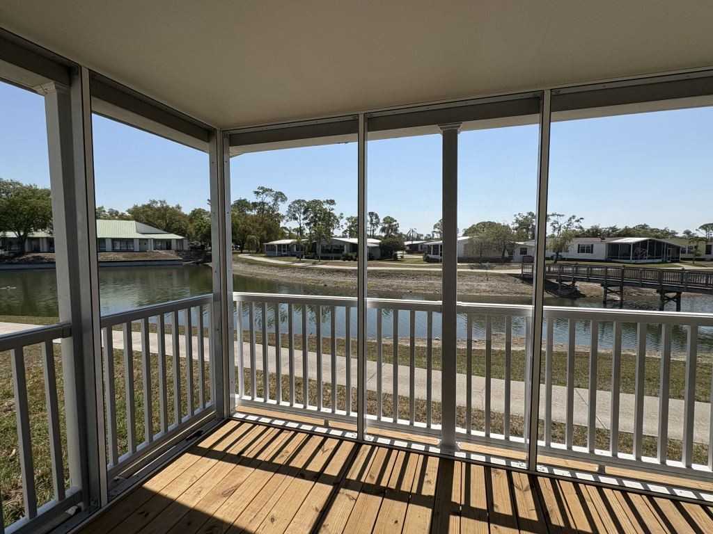 19404 Bermuda Ct - Photo 3 of 18