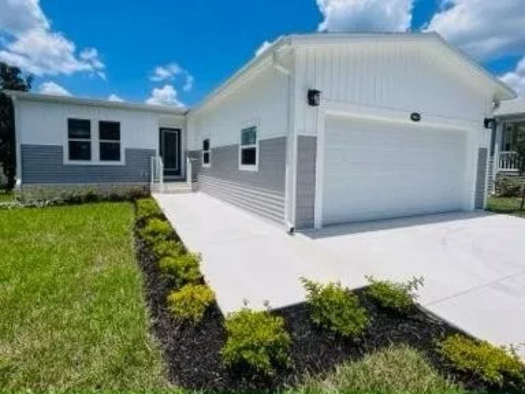 5033 Coquina Crossing Dr