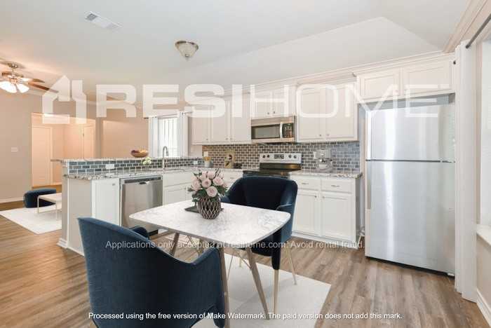 2513 Kirkley St - Photo 2 of 13