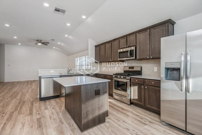 5104 Twin Summit Dr - Photo 6 of 17