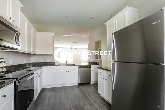 25237 Dickens Dr - Photo 6 of 17