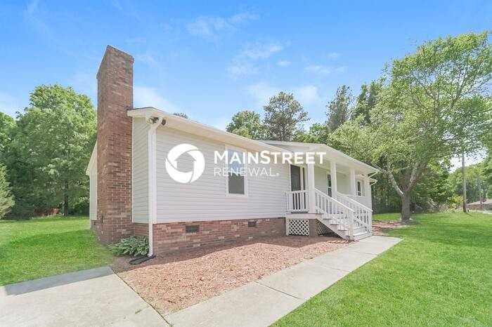 6608 Indian Ln - Photo 4 of 16