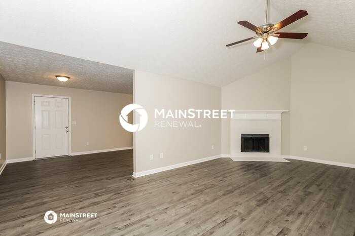 411 Grove Pointe Ct - Photo 5 of 16