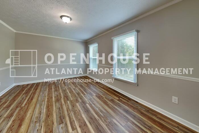 6839 Woodcreek Ln - Photo 6 of 22