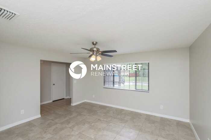 763 Bremerhaven St Nw - Photo 4 of 16