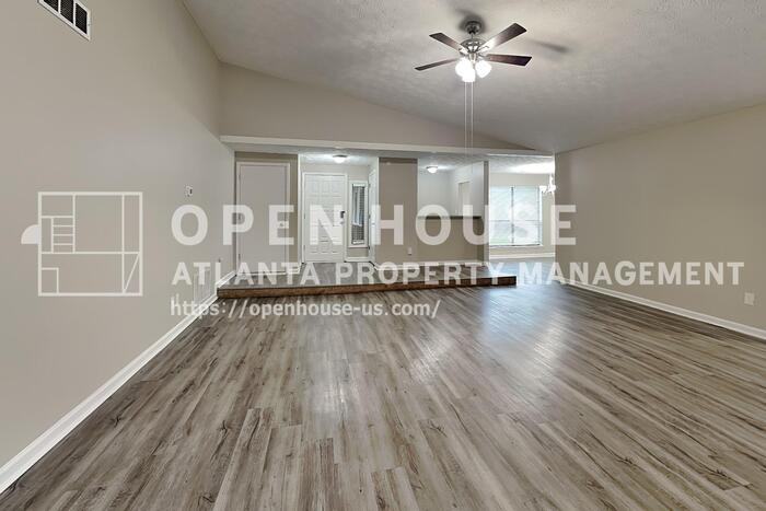 1207 Ridgeside Dr Nw - Photo 4 of 20