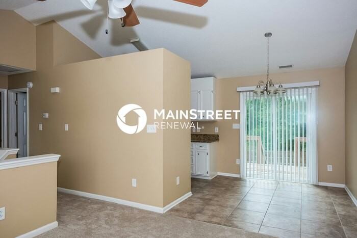4701 Jacquelyne Dr - Photo 2 of 16