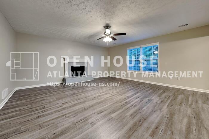 1210 Webb Farm Ln - Photo 4 of 22