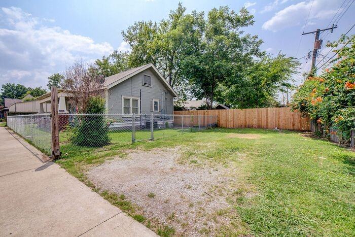 616 S Atlanta Ave - Photo 6 of 35