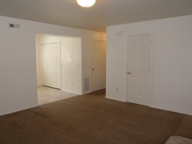 2343 S 3rd St W #D - Photo 3 of 14