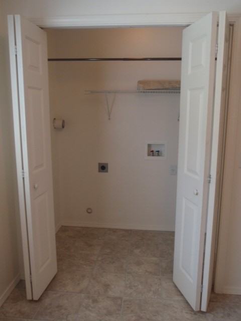 2343 S 3rd St W #D - Photo 7 of 14