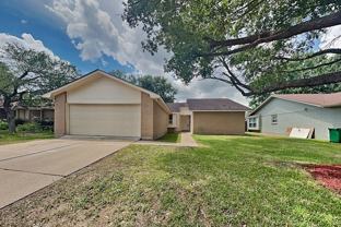 24030 Griffin House Ln - Photo 1 of 1
