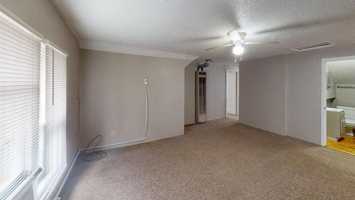 featured image of 120 E Avenue B #3