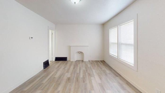 906 N 9th St - Photo 5 of 6