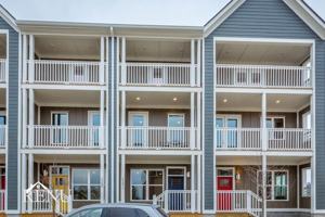 featured image of 2341 E 18th St