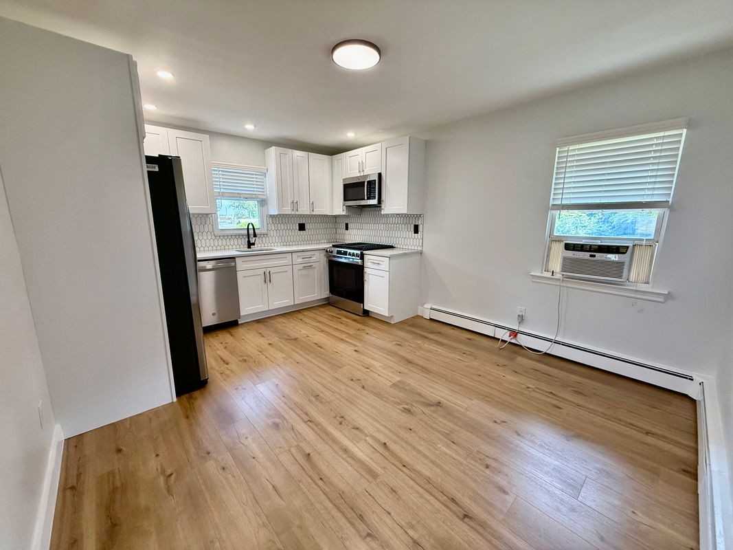 38 Cottage Pl - Photo 6 of 34