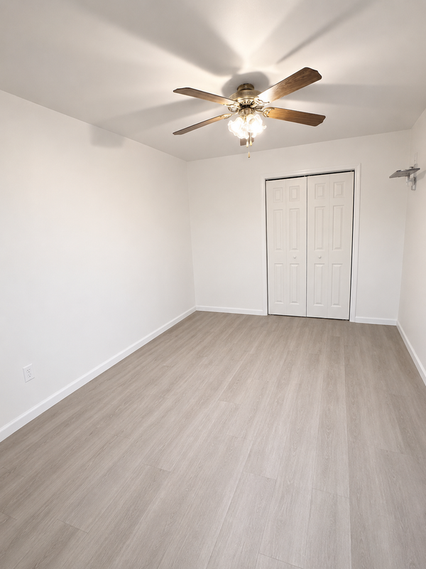 17 Hillside Ave - Photo 3 of 8