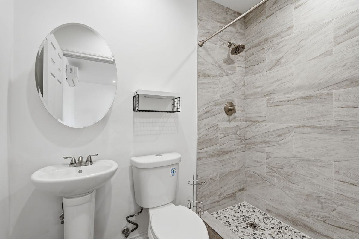 8155 Genesta Ave - Photo 3 of 3
