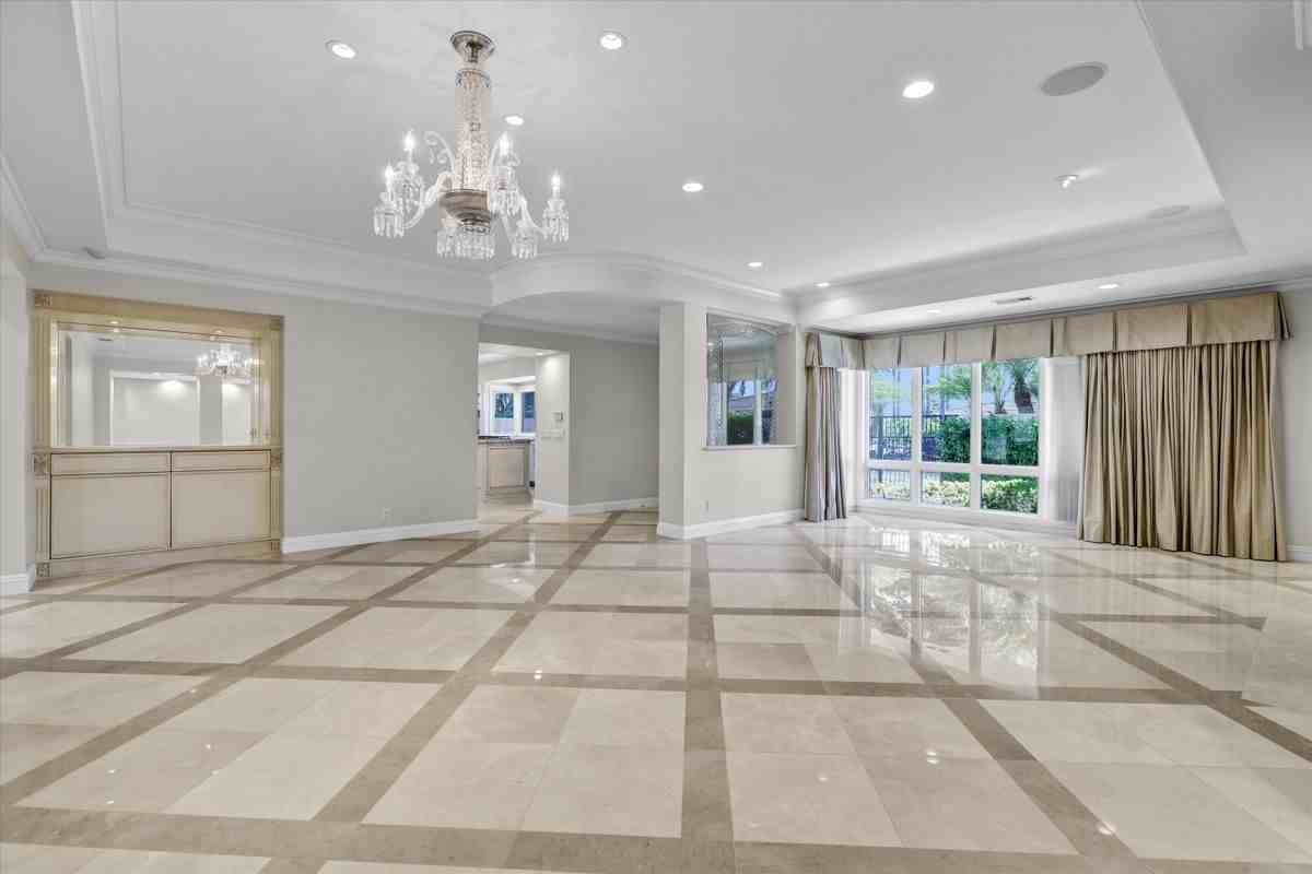 1070 Granville Dr - Photo 3 of 35