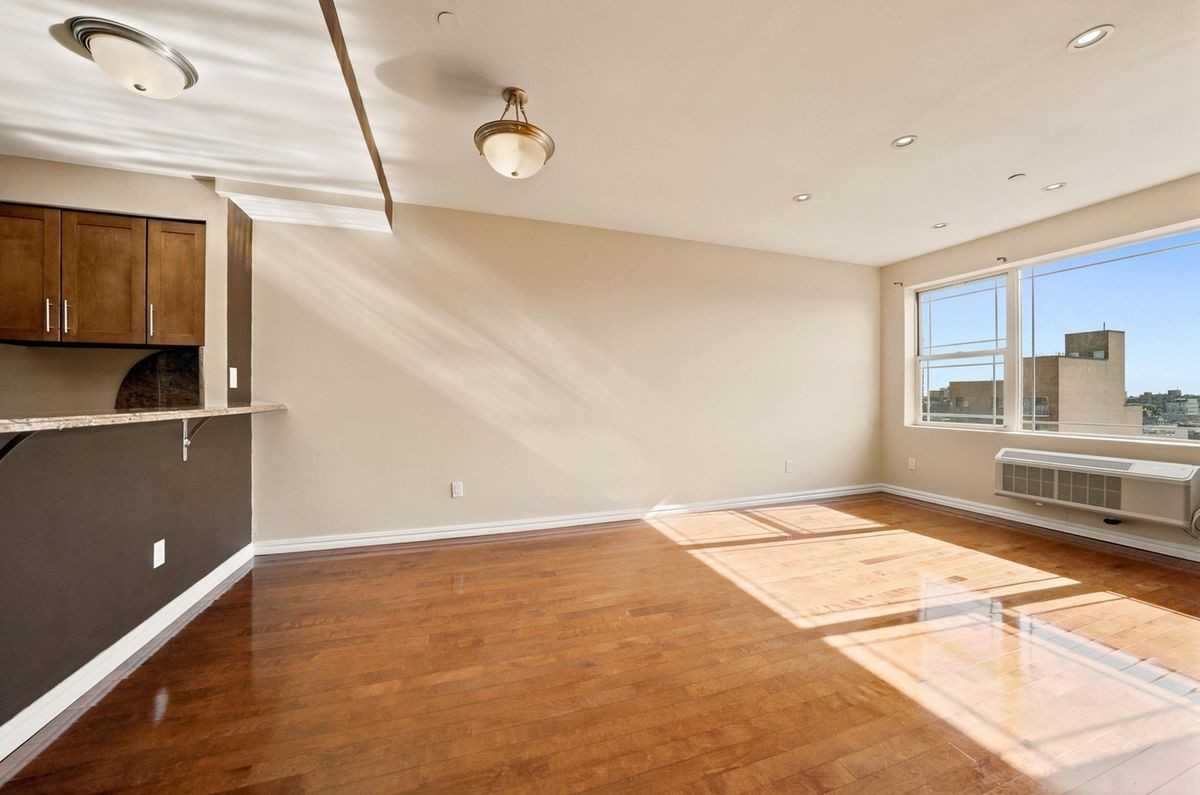 4040 75th St ##7d - Photo 5 of 25