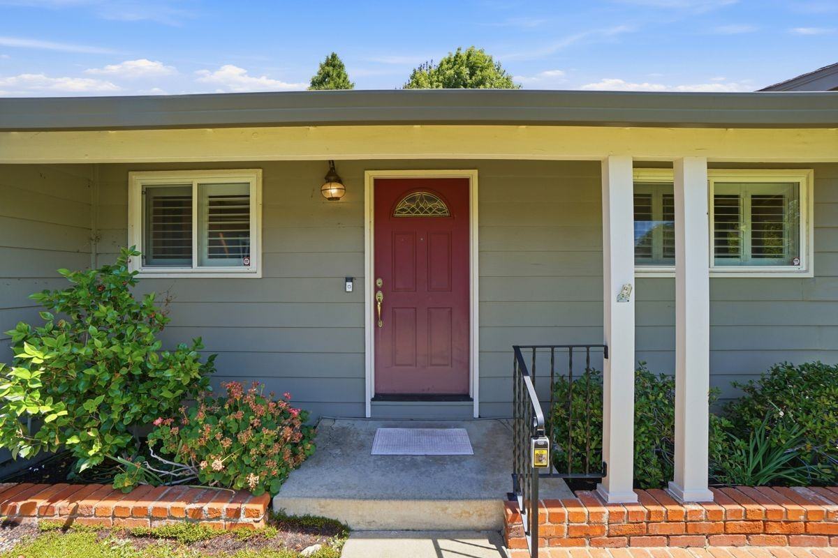 4657 Brenda Cir - Photo 4 of 49
