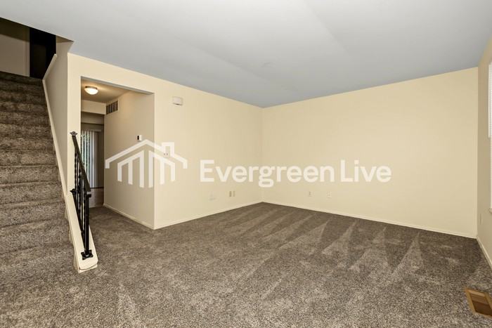 8233 Mount Carmel St - Photo 3 of 15