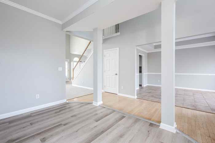 311 S Orchard Farms Ave - Photo 2 of 10