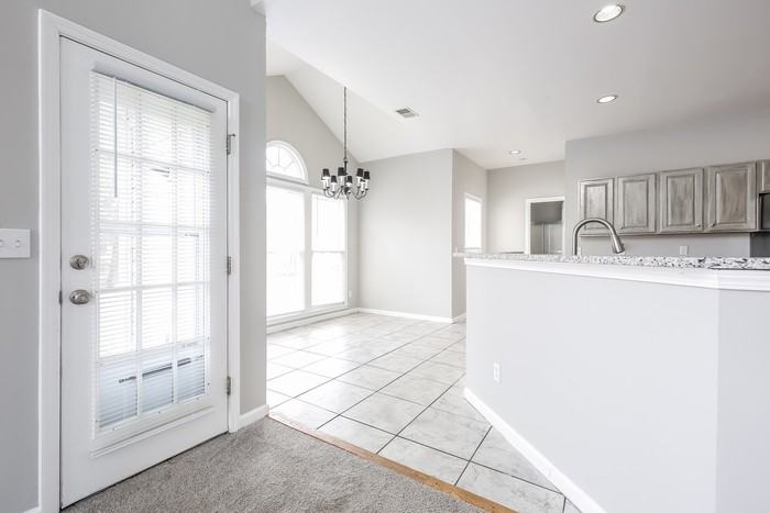 311 S Orchard Farms Ave - Photo 3 of 10