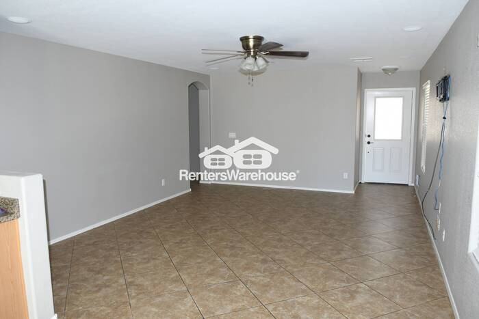 3282 W Belle Ave - Photo 4 of 19