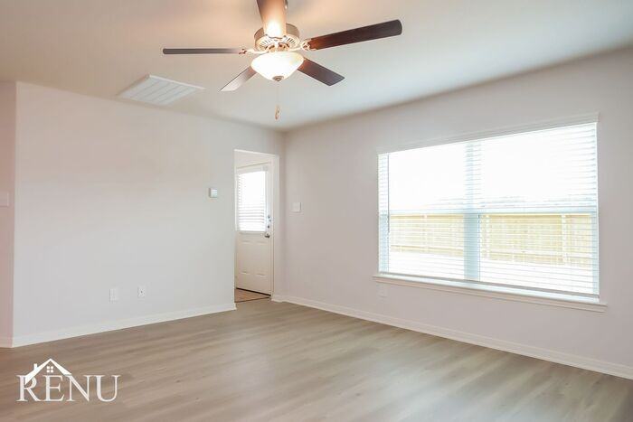 25310 Shadowdale Dr - Photo 6 of 22