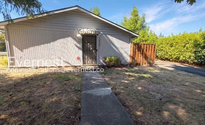 14035 Sw Hazel St - Photo 2 of 18