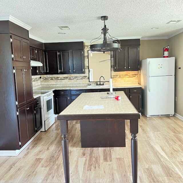 6307 Middle Warren Rd - Photo 4 of 10