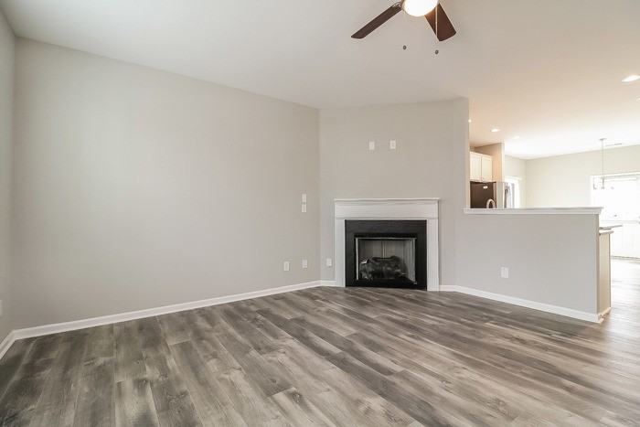 80 Rosemary St - Photo 5 of 17
