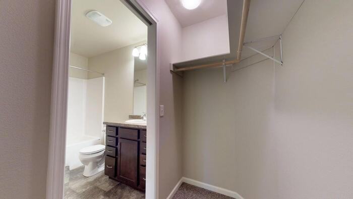 4005 29th St Se - Photo 5 of 19