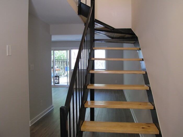 220 Elizabeth St #B2 - Photo 2 of 19