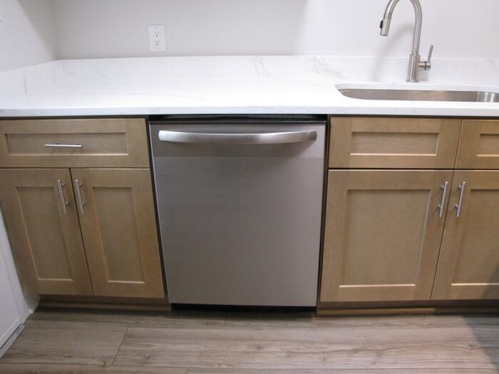 220 Elizabeth St #B2 - Photo 7 of 19