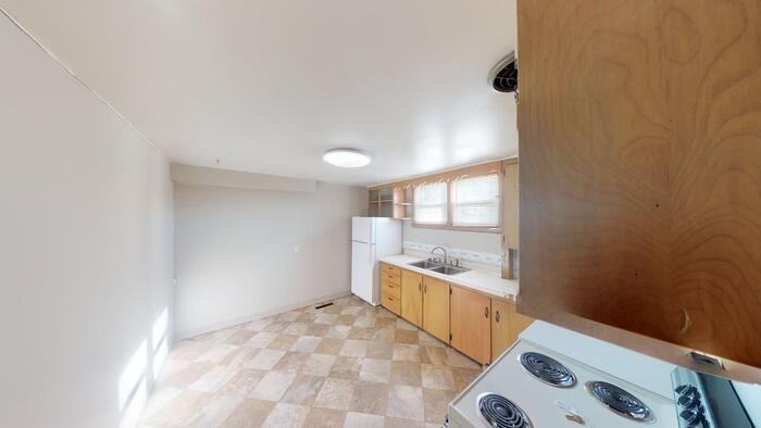 1126 N 14th St - Photo 2 of 21