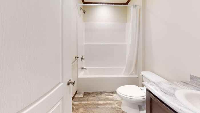 109 American Ave - Photo 2 of 14